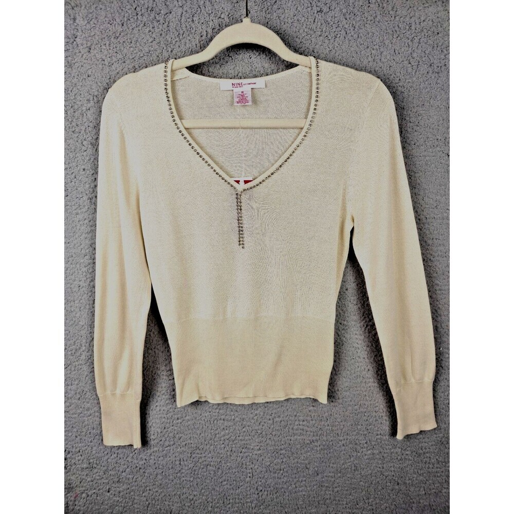 Nine & Co Sweater Top Womens M Cream Silk Blend Rhinestone V Neck Tapered Waist